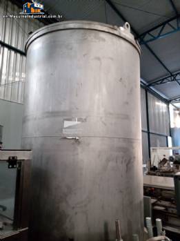 Stainless steel tank for 5,000 L