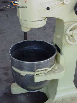 Industrial planetary mixer