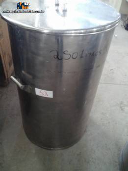 Stainless steel tank for 250 L