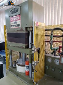 Heated hydraulic press Luxor