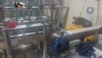 Linear filling machine with 6 pistons filling system