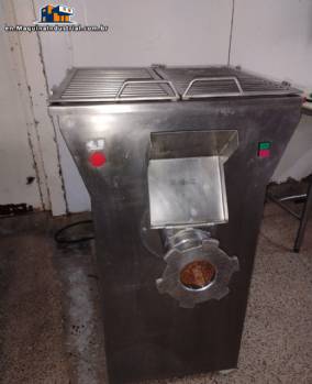 Meat grinder with 106 mm opening, 20 HP, up to 2 tons per hour, SOPAMA