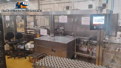 Fabrima stainless steel horizontal cartoner with Nordson gluer
