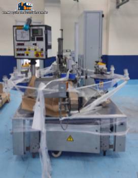 Linear labeling machine for self-adhesive labels Krones Autocol