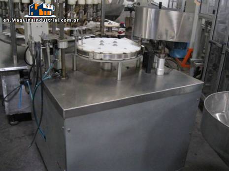 Liquid filler pistons 3 semiautomatic