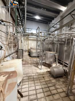 UHT VTIS Tetra Pak system for aseptic processing and sterilization of milk and dairy products, 13,000 liters per hour.