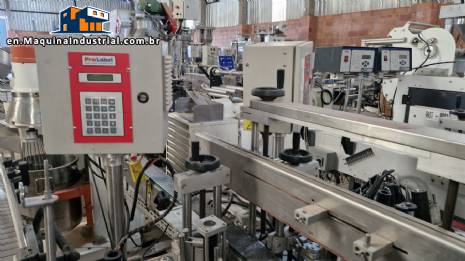 Prolabel double-head labeling machine for flat bottles
