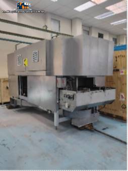 Tunnel for sterilizing ampoules in injectable medication lines injet�veis Bausch