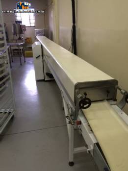 Chocolate cooling tunnel with cobrideira Piróg Chocolate cooling tunnel with cobrideira Piróg