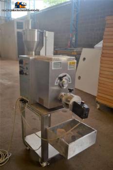 Fresh pasta extruder and gnocchi maker La Monferrina Fresh pasta extruder and gnocchi maker La Monferrina