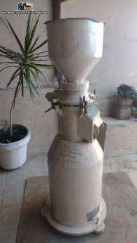 Meteor Model H-2 corundum disc mill Meteor Model H-2 corundum disc mill