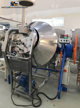 Rotary industrial roaster for roasting grains Rotary industrial roaster for roasting grains