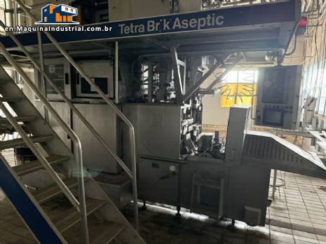 Tetra Pak TBA 8 aseptic filling machine for Tetra Brik carton packaging. Tetra Pak TBA 8 aseptic filling machine for Tetra Brik carton packaging.